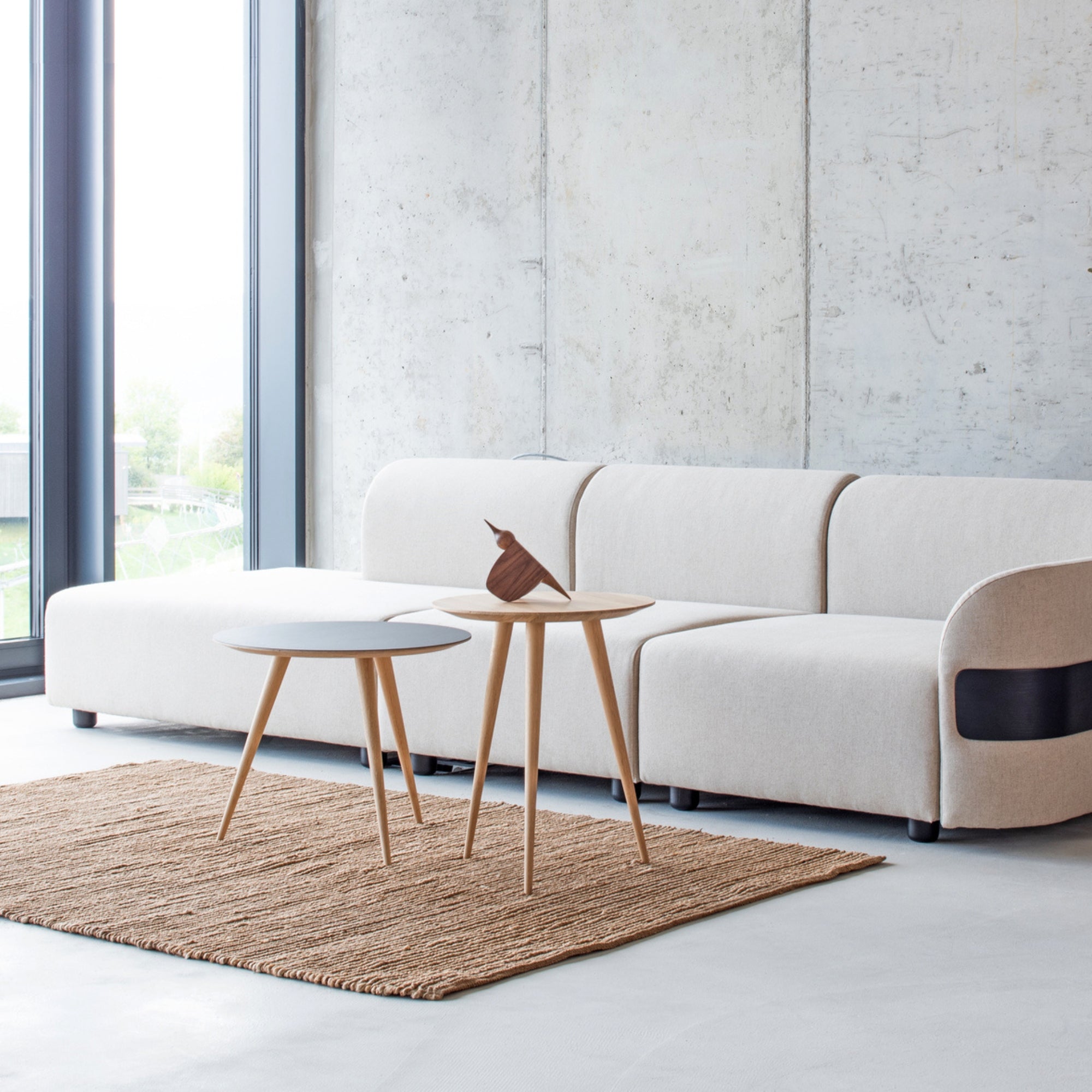 Arp-Side-Table-Solid-Wood-Linoleum-Set2-ETUGENE