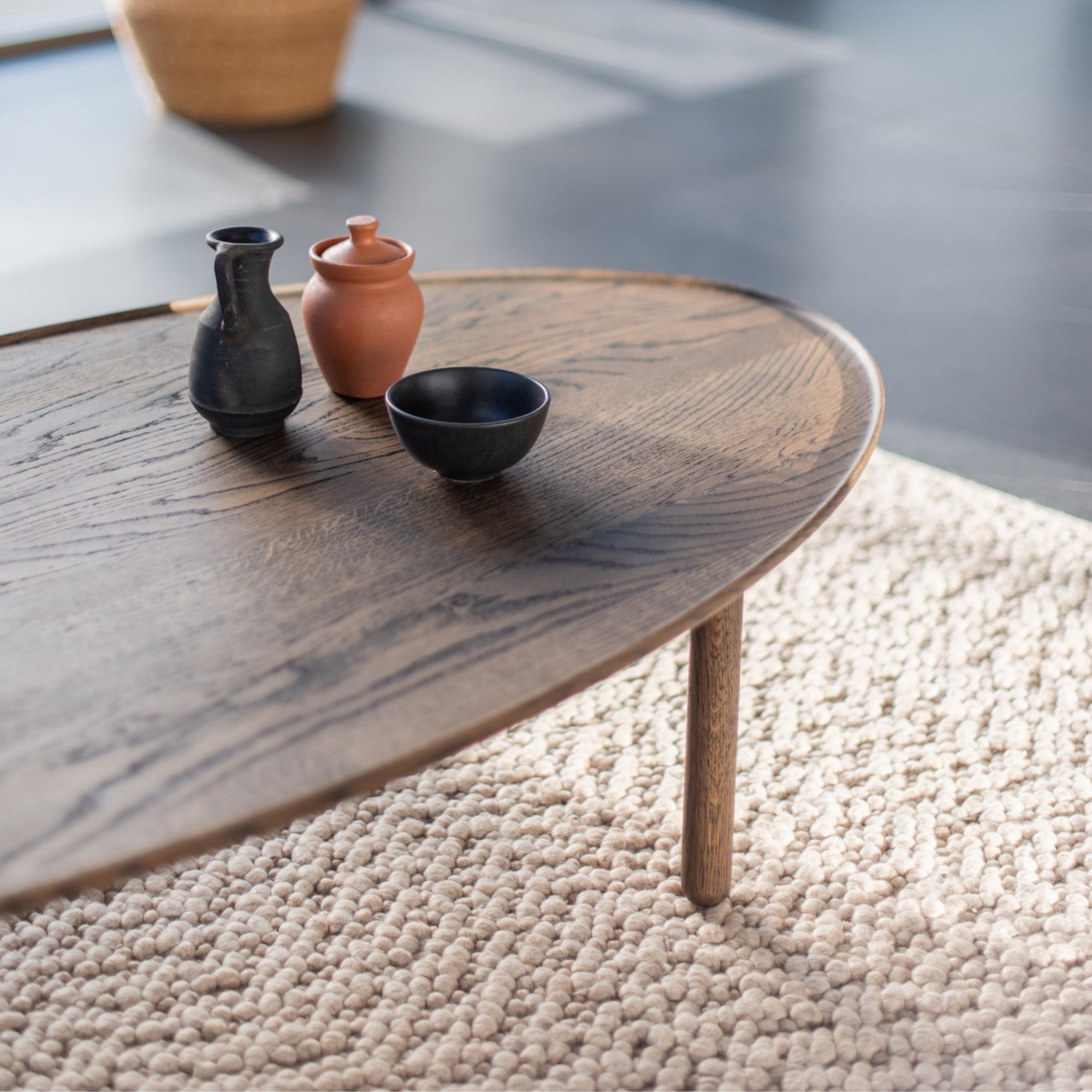 Coffee-Table-Mu-Wood-Table-120cm-smoked-Details-HomeFurniture-ETUGENE