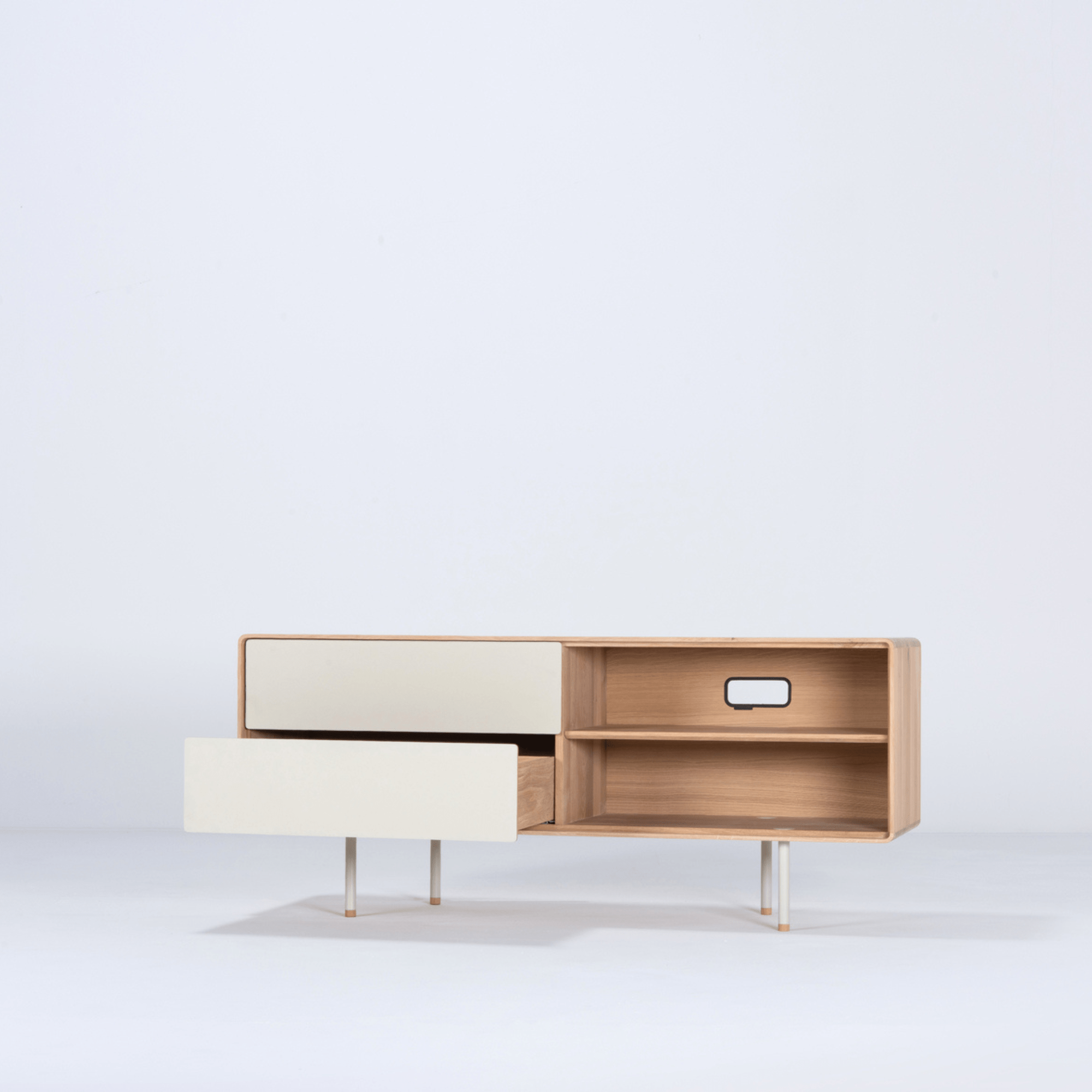 Fina-Sideboard-oak-natural-mushroom-150cm-opened-HomeFurniture-ETUGENE
