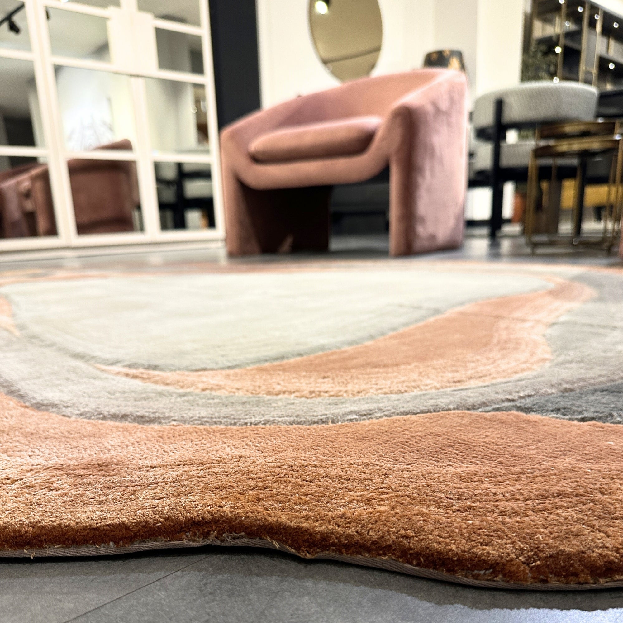 Handmade Wool Rug Tuft Weaving, Sustainable Contemporary Design Carpet, Coral Layered Round Shapes, Irregular Shape, Custom Made On-Demand in Turkiye_ETUGENE_Lava-001-GT-Floor