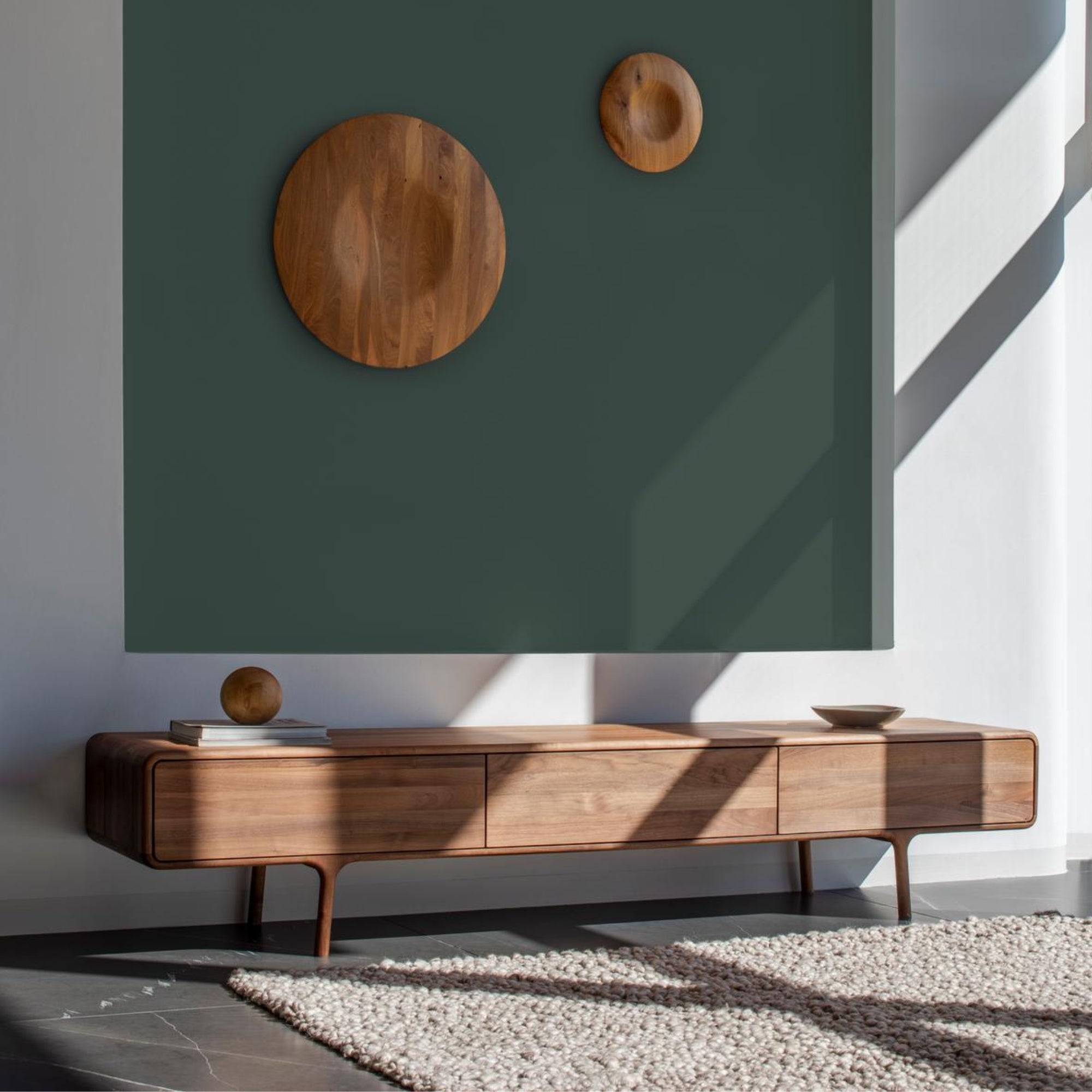 Lowboard-Fawn-Wood-Walnut-Lifestyle-HomeFurniture-ETUGENE