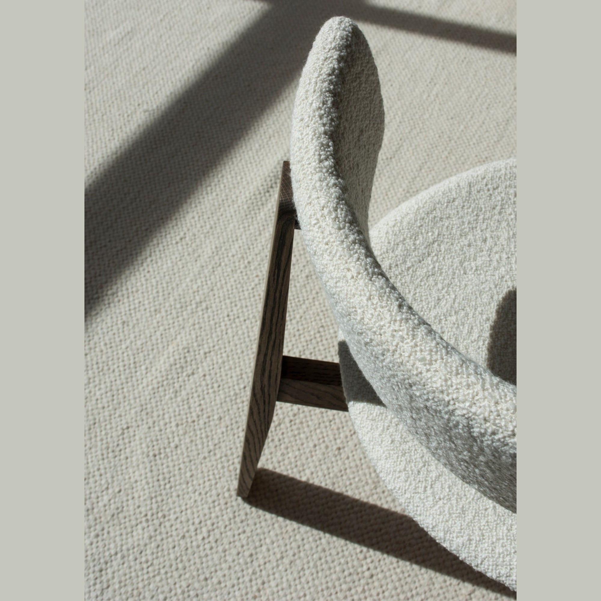 Nora-Lounge-Chair-oak-karakoum-HomeFurniture-ETUGENE