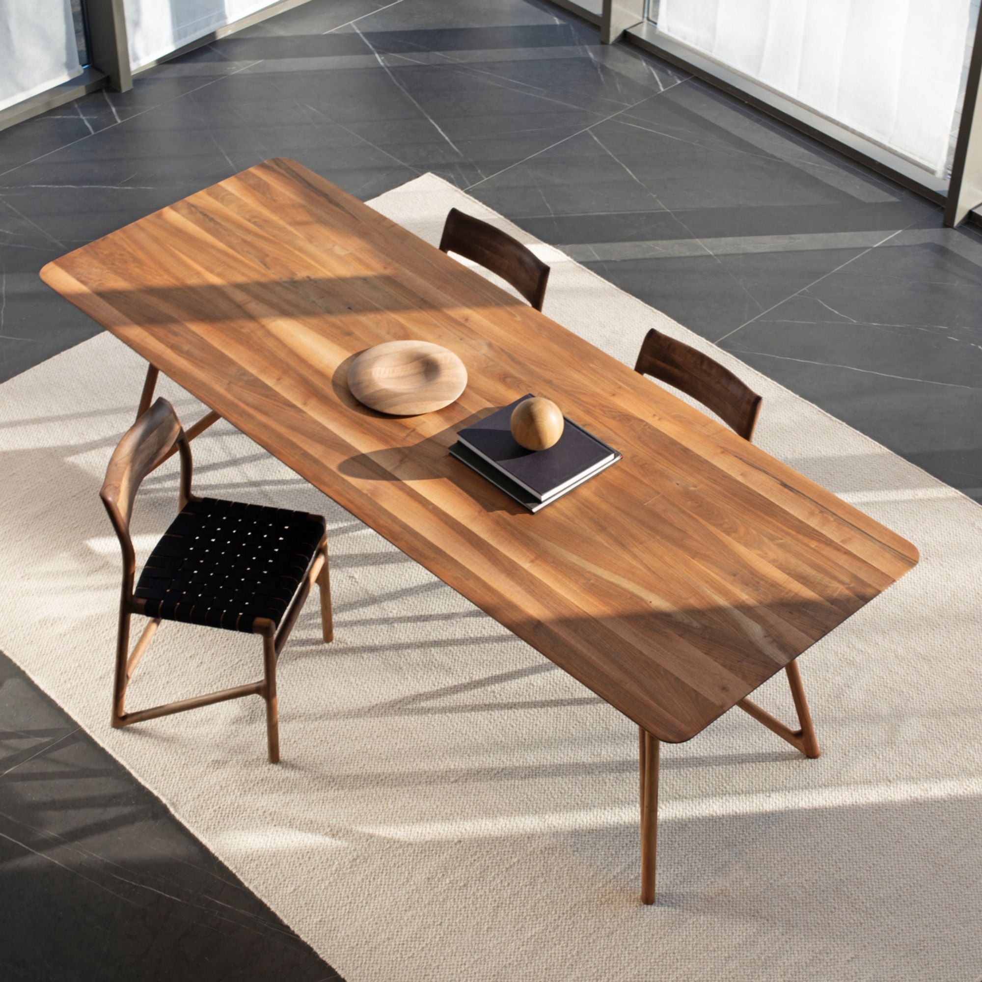 Tables Dubai | Modern & Sustainable Dining, Coffee & Side Tables | UAE ...