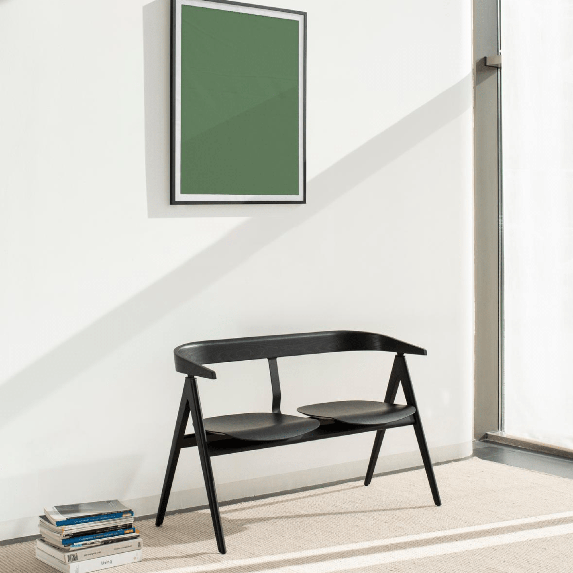 Ava-Bench-oak-black-Lacquered-lifestyle-HomeFurniture-ETUGENE