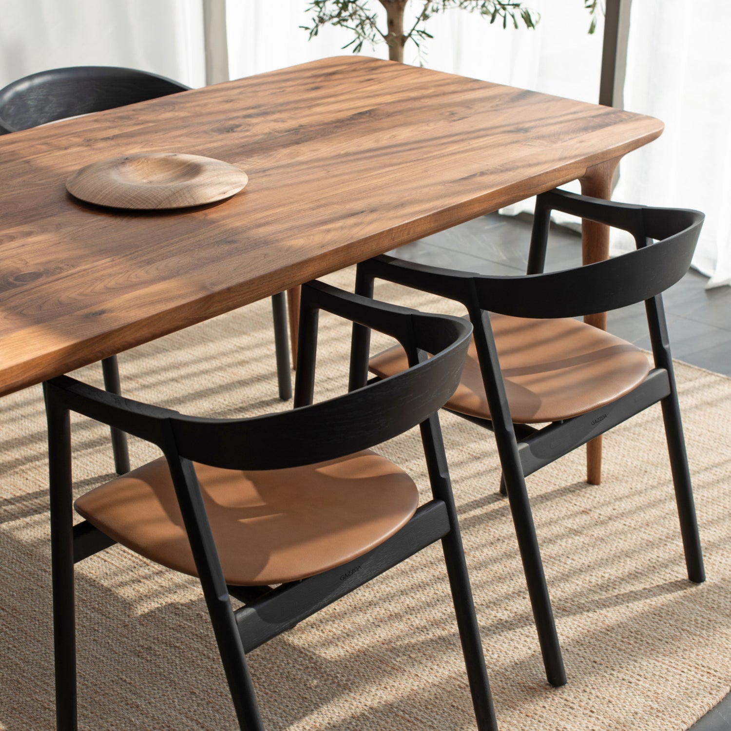 Dining-Table-Fawn-Wood-Table-160-180-200-220cm-for-4-8-Persons-Walnut-Lifestyle-HomeFurniture-ETUGENE