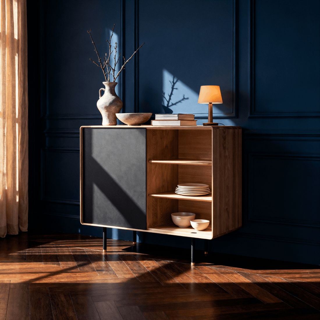 Fina-Cabinet-oak-natural-nero-lifestyle-HomeFurniture-ETUGENE