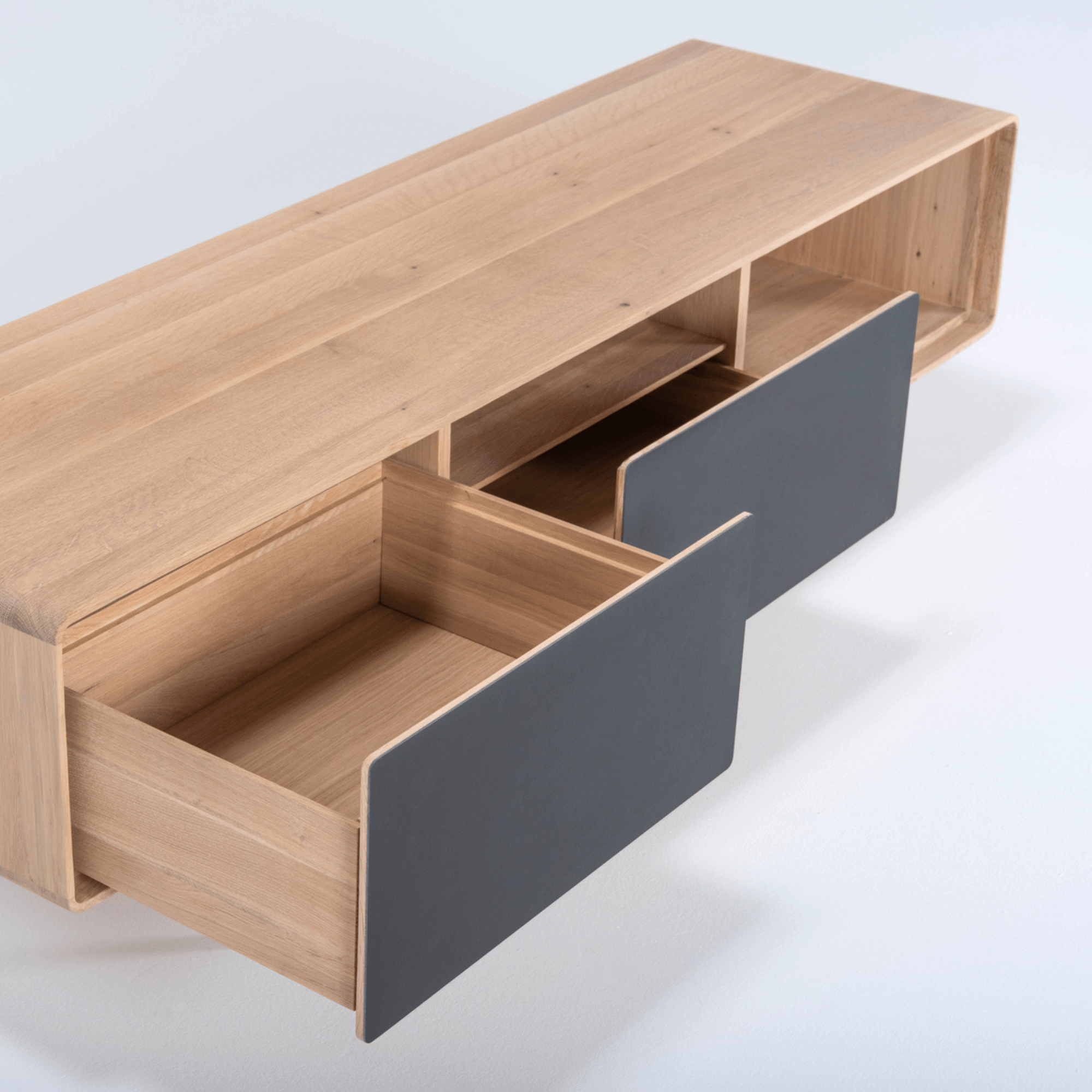 Fina-Lowboard-oak-natural-nero-160cm-side-HomeFurniture-ETUGENE