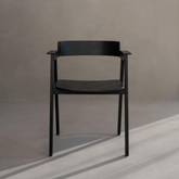 Flip-Chair-oak-lacquered-black-front-DiningRoom-HomeFurniture-ETUGENE