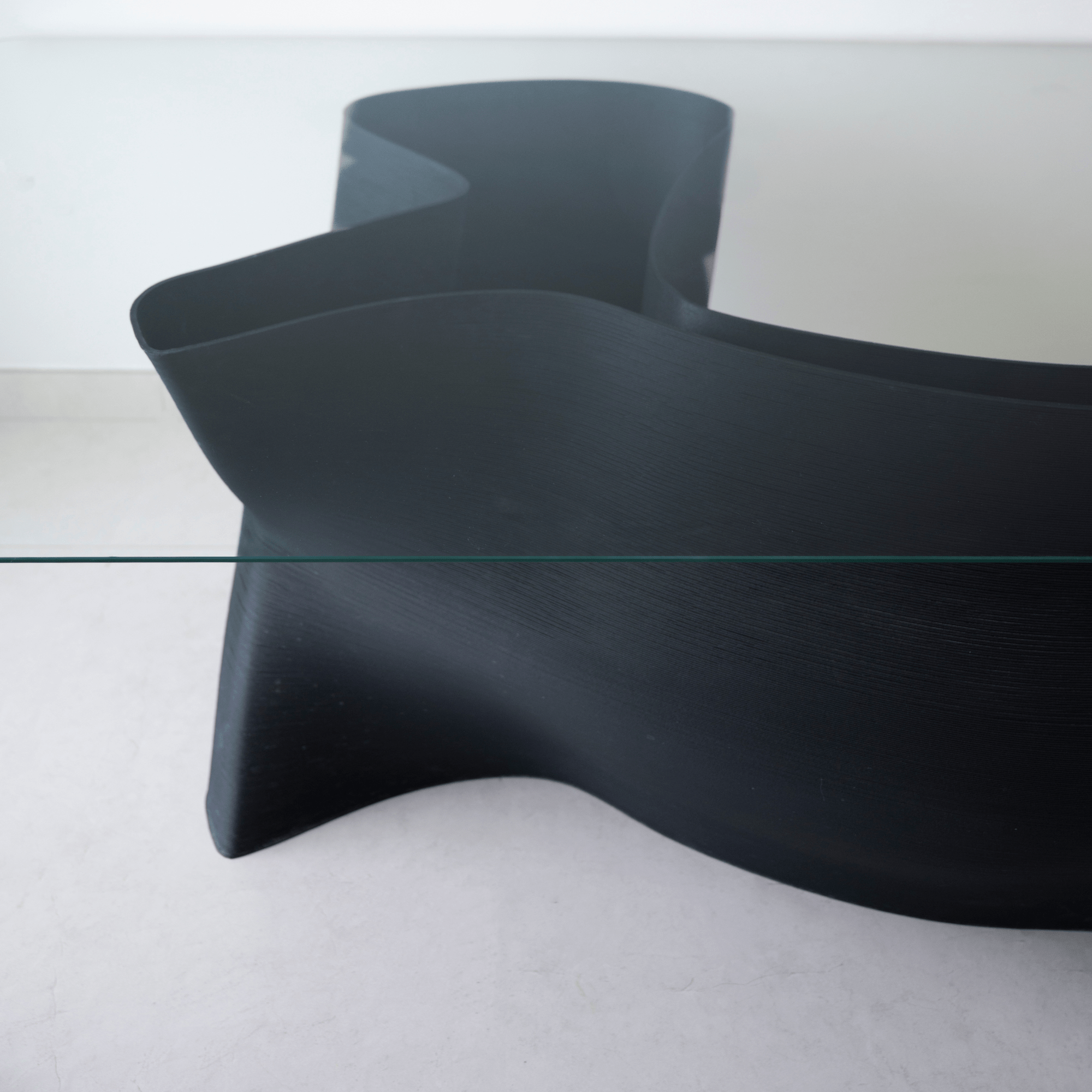 Fluid-Dining-Table-3d-printed-details-Home-Furniture-ETUGENE
