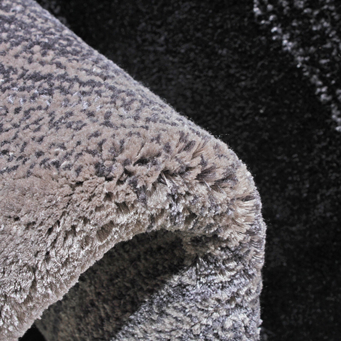 Handmade Wool Rug Tuft Weaving, Sustainable Contemporary Carpet, Back &amp; Grey Overlapping Oval Shapes, Irregular Shape, Custom Made On-Demand in Turkiye_ETUGENE_Geo-005-A-Tuft