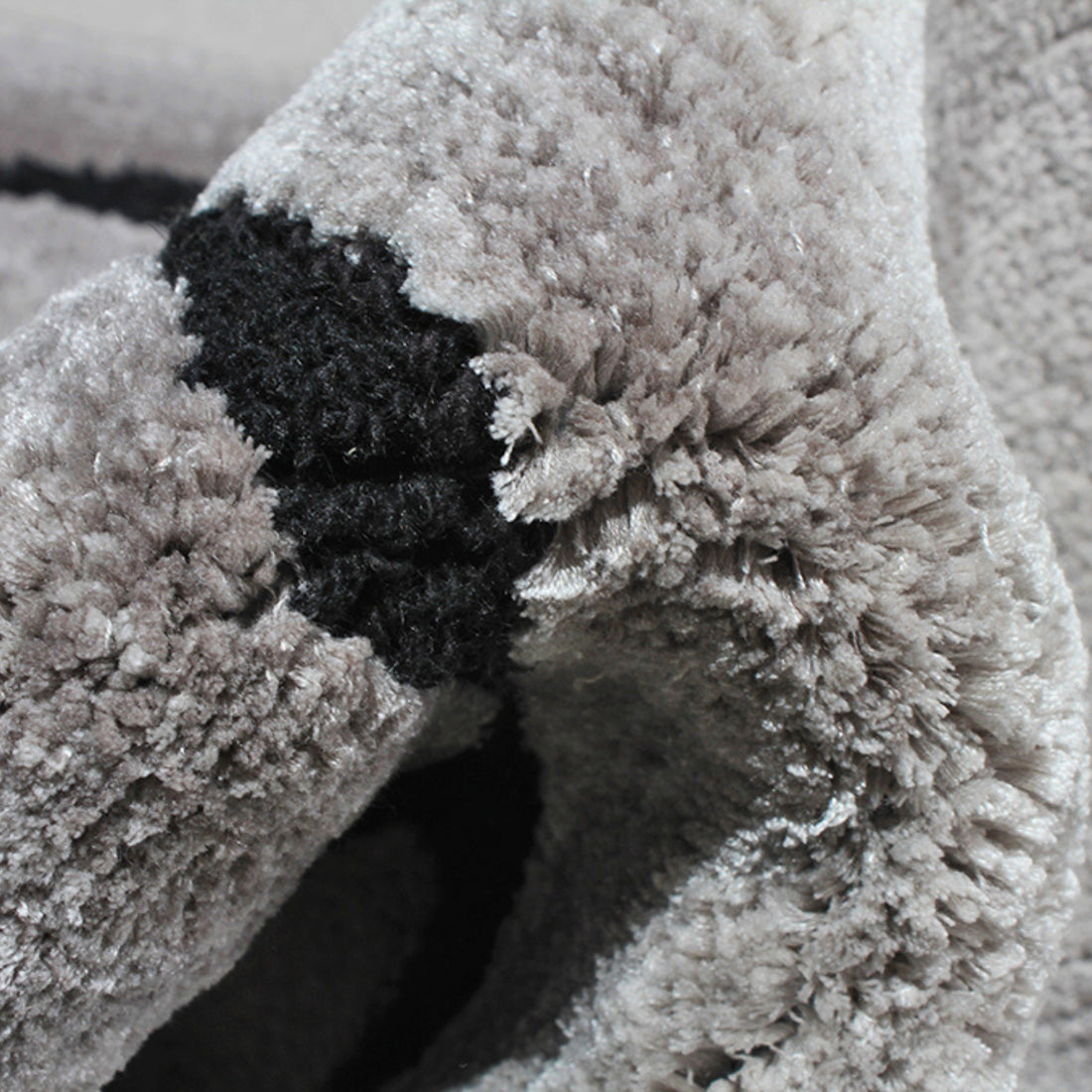 Handmade Wool Rug Tuft Weaving, Sustainable Contemporary Carpet, Fragmented Design, Irregular Shape, Custom Made On-Demand in Turkiye_ETUGENE_Shinny-001-A-Tuft