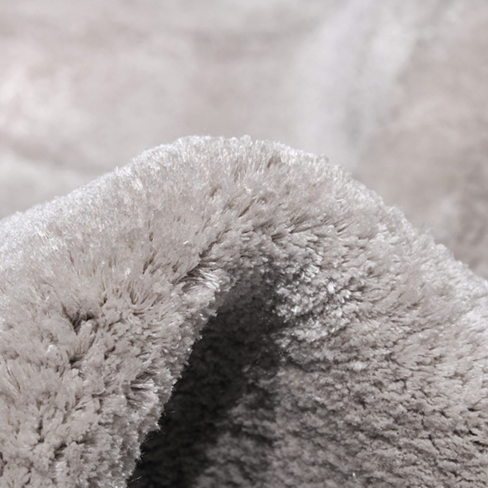 Handmade Wool Rug Tuft Weaving, Sustainable Contemporary Carpet, Grey Circles, Irregular Shape, Custom Made On-Demand in Turkiye_ETUGENE_Pebble-001-C-Tuft