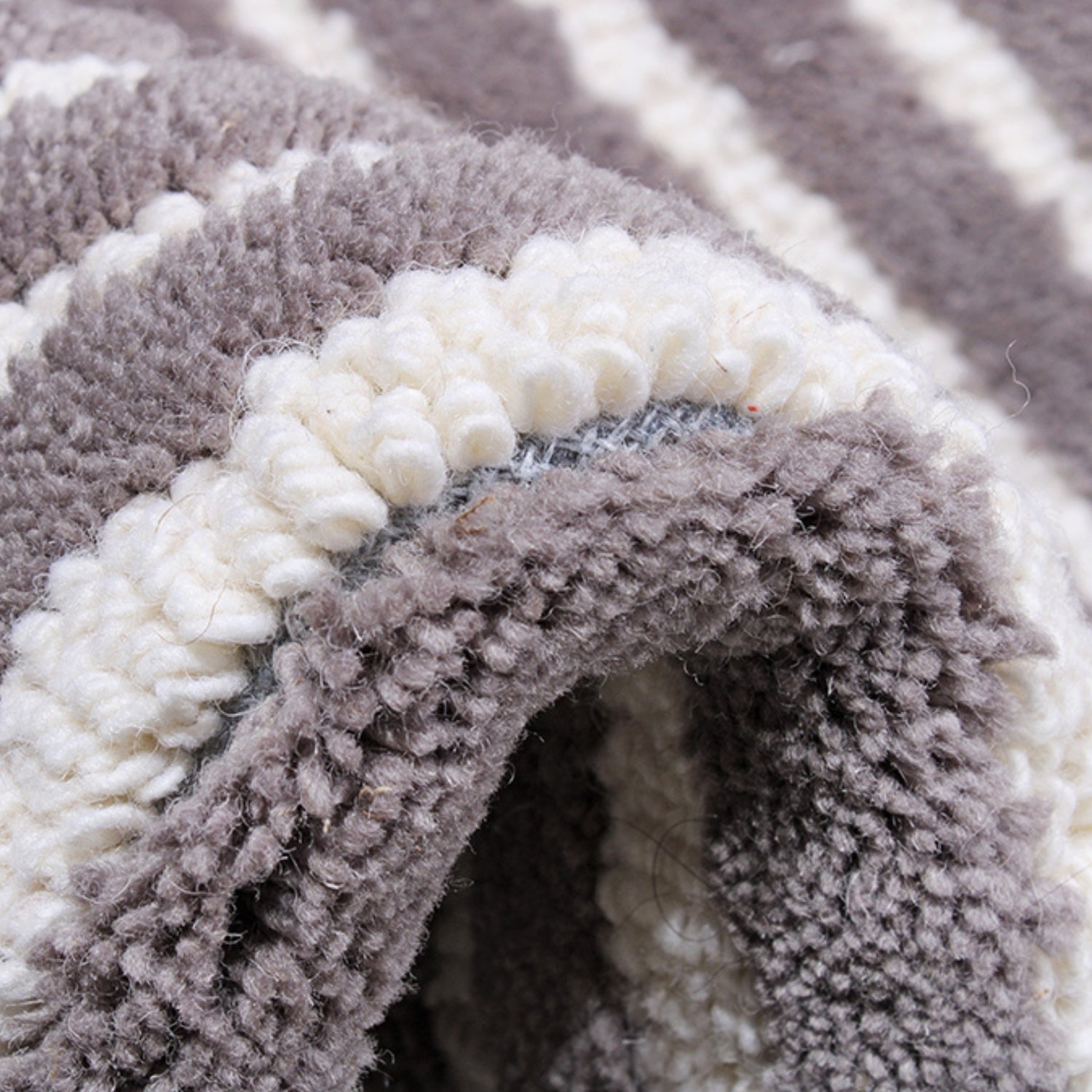 Handmade Wool Rug Tuft Weaving, Sustainable Contemporary Carpet, Grey &amp; White, Rectangular Shape, Custom Made On-Demand in Turkiye_ETUGENE_Trace-004-B-Tuft