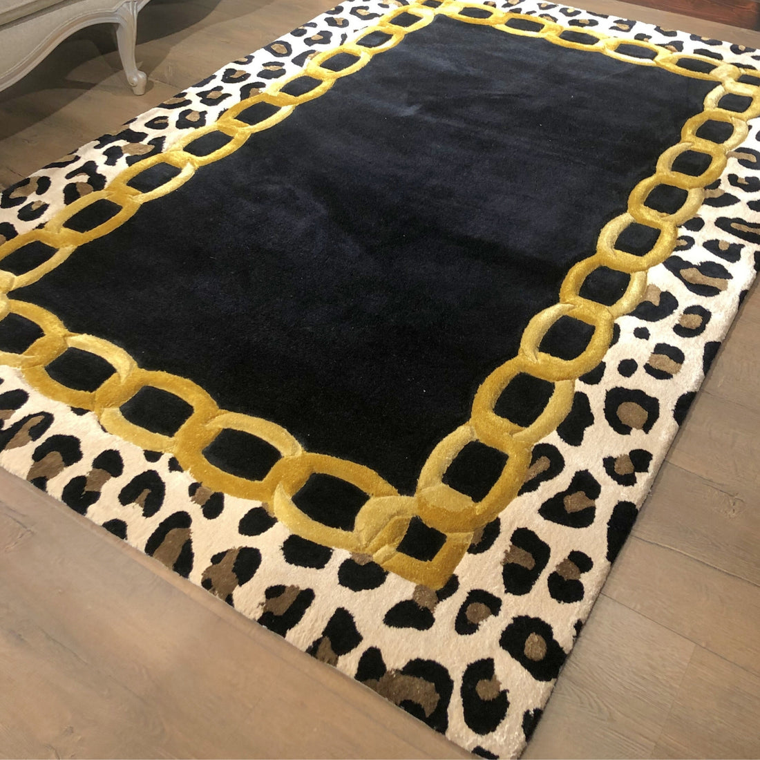 Handmade Wool Rug Tuft Weaving, Sustainable Contemporary Carpet, Leopard Design, Rectangular Shape, Custom Made On-Demand in Turkiye_ETUGENE_Leopard-001-D-Floor
