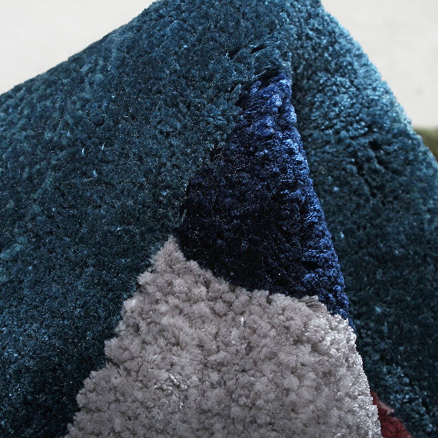 Handmade Wool Rug Tuft Weaving, Sustainable Contemporary Carpet, Rainbow Flower, Round Shape, Custom Made On-Demand in Turkiye_ETUGENE_Rainbow-001-Z-TuftBlue