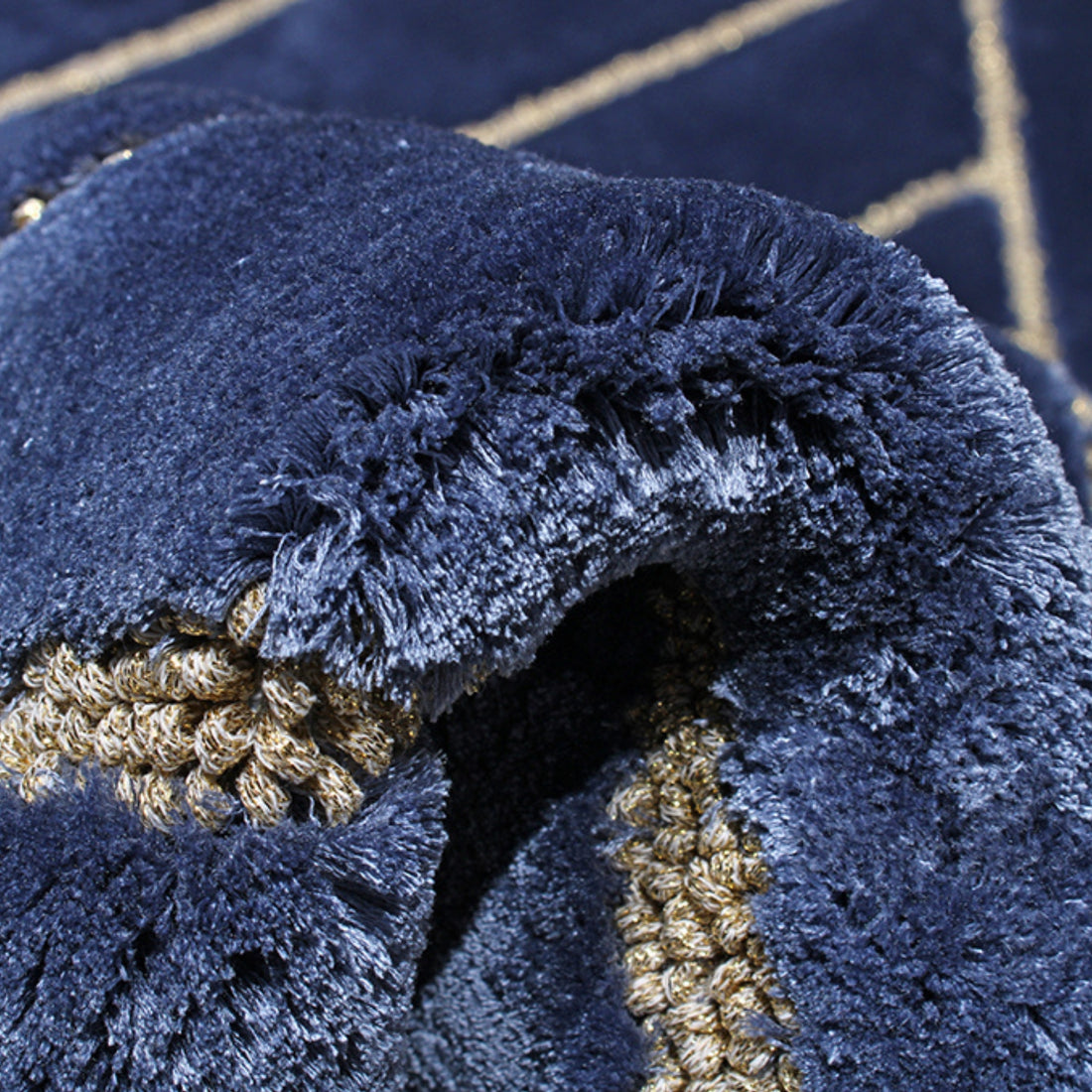 Handmade Wool Rug Tuft Weaving, Sustainable Contemporary Carpet, Shinny Geometric Design,  Rectangular Shape, Custom Made On-Demand in Turkiye_ETUGENE_Shinny-005-VX-Tuft