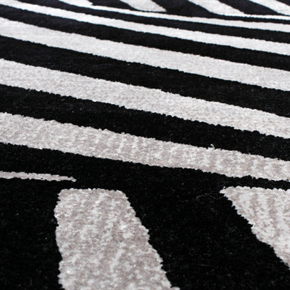 Handmade Wool Rug Tuft Weaving, Sustainable Contemporary Carpet, Swirl Design, Irregular Shape, Custom Made On-Demand in Turkiye_ETUGENE_Weave-002-A-Details