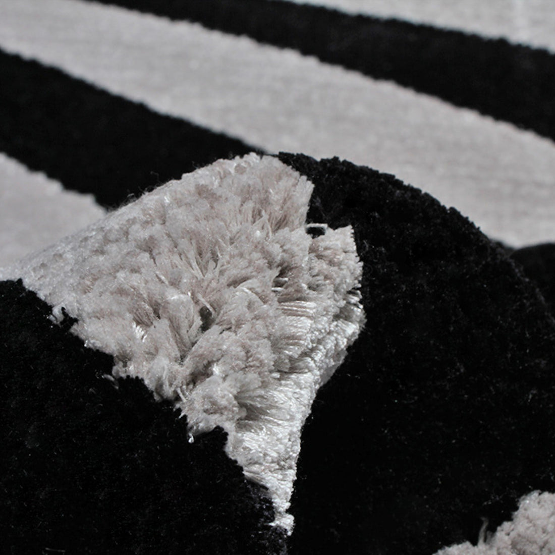 Handmade Wool Rug Tuft Weaving, Sustainable Contemporary Carpet, Swirl Design, Irregular Shape, Custom Made On-Demand in Turkiye_ETUGENE_Weave-002-A-Tuft