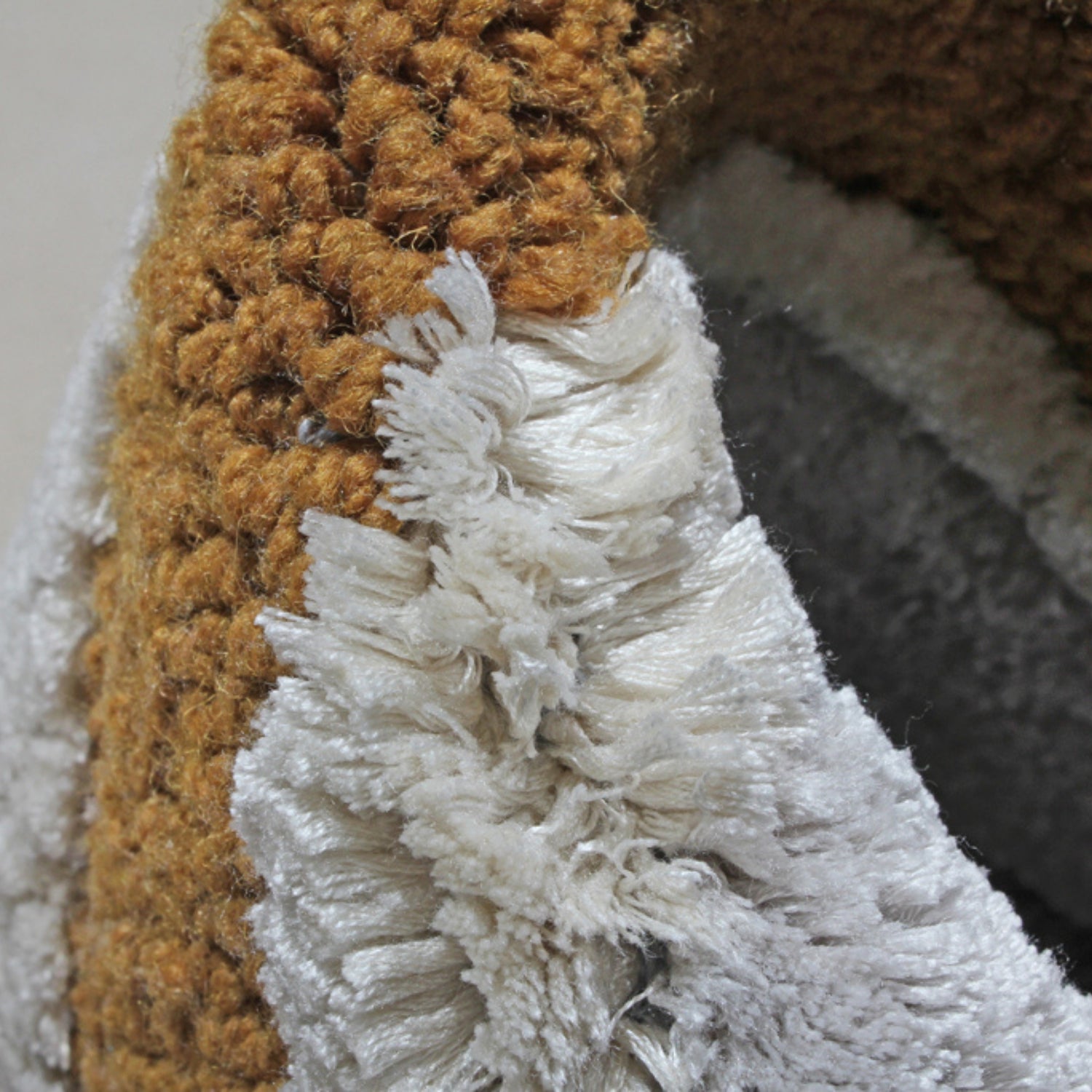 Handmade Wool Rug Tuft Weaving, Sustainable Contemporary Carpet, Yellow Minimalist Design, Oval Shape, Custom Made On-Demand in Turkiye_ETUGENE_Ovoid-001-F-Tuft