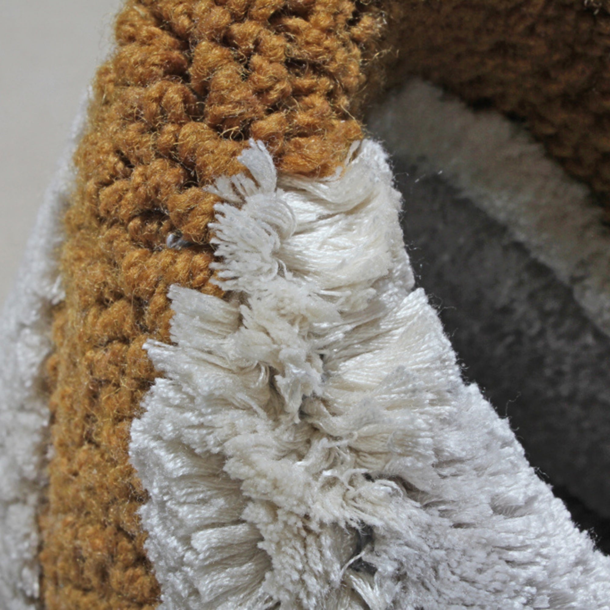 Handmade Wool Rug Tuft Weaving, Sustainable Contemporary Carpet, Yellow Minimalist Design, Oval Shape, Custom Made On-Demand in Turkiye_ETUGENE_Ovoid-001-F-Tuft