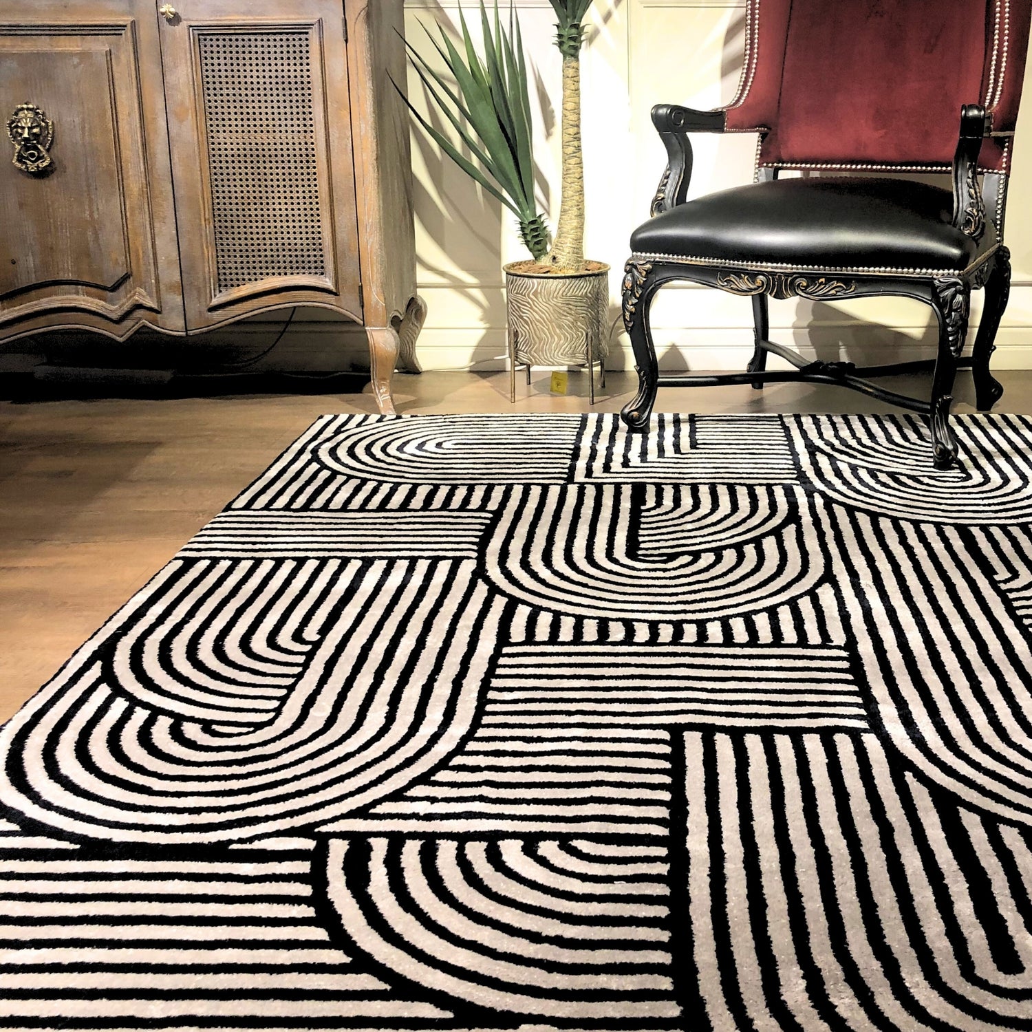 Handmade Wool Rug Tuft Weaving, Sustainable Contemporary Design Carpet, Black Geometric Lines, Rectangular Shape, Custom Made On-Demand in Turkiye_ETUGENE_Trace-003-Black-Home