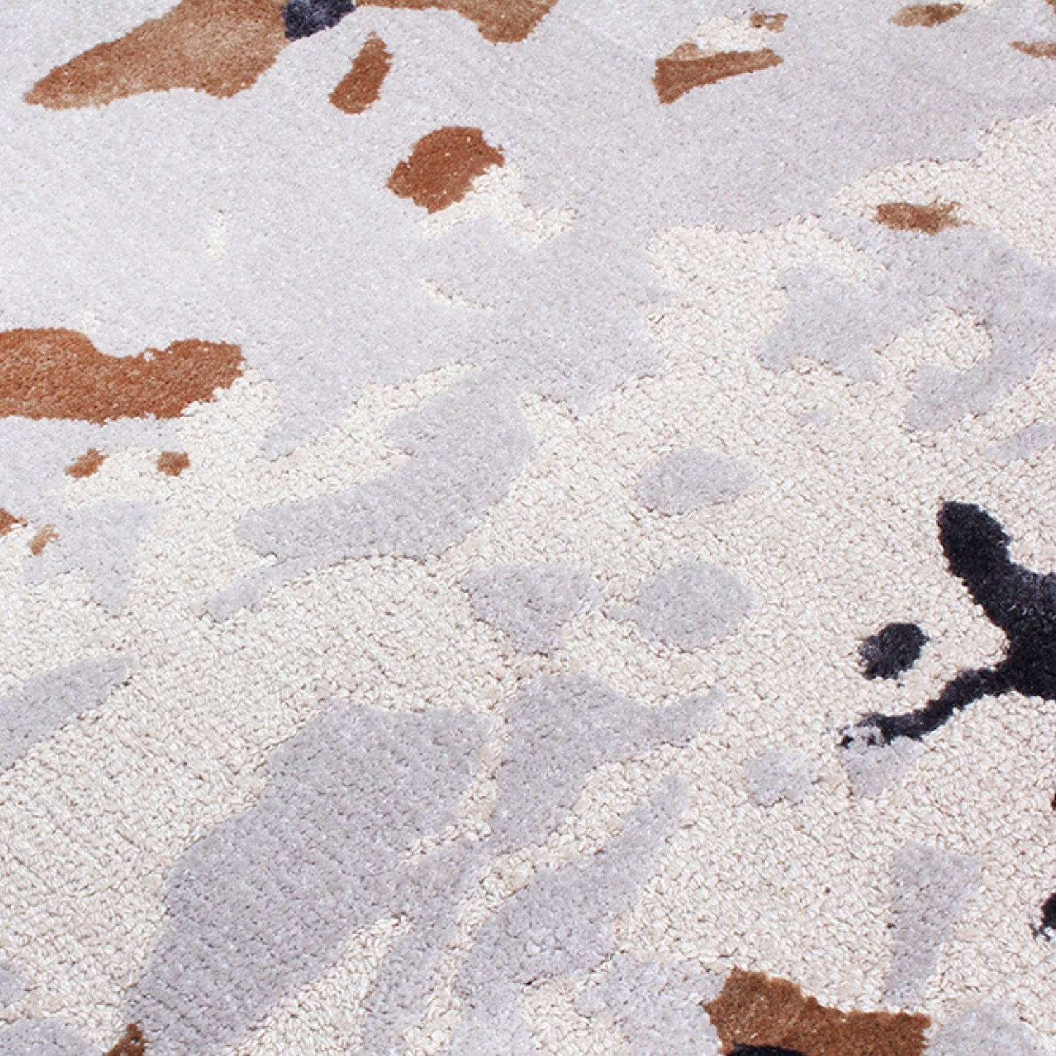 Handmade Wool Rug Tuft Weaving, Sustainable Contemporary Design Carpet, Brown Military Design, Rectangle, Custom Made On-Demand in Turkiye_ETUGENE_Tissues-006-Beige-Design