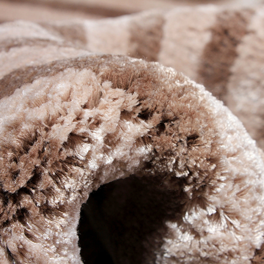 Handmade Wool Rug Tuft Weaving, Sustainable Contemporary Design Carpet, Geometric Lines, Rectangular Shape, Custom Made On-Demand in Turkiye_ETUGENE_Trace-003-Beige-Tuft