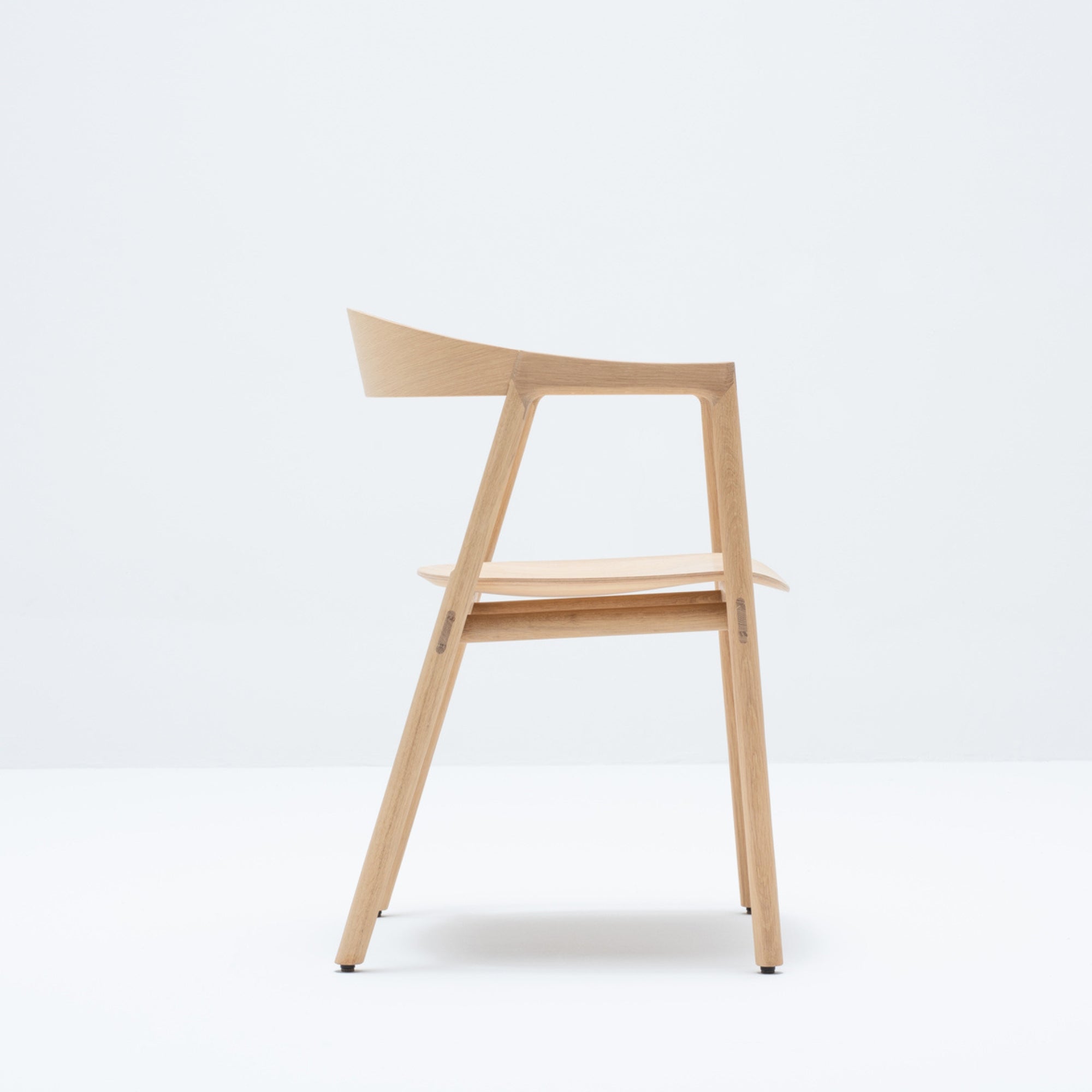 Muna-Chair-SolidOak-WhiteOil-Side-DiningRoom-HomeFurniture-ETUGENE