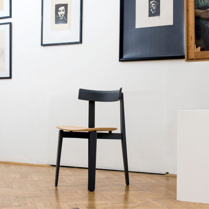 Nora-Chair-oak-lacquered-black-White-Oil-Style-DiningRoom-HomeFurniture-ETUGENE