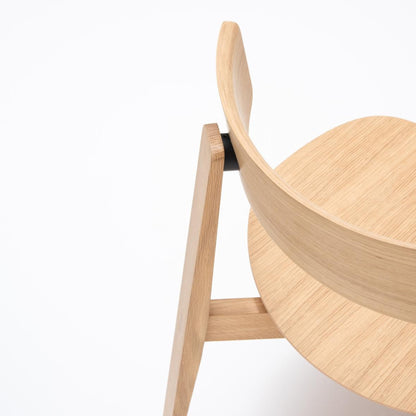 Nora-Lounge-Chair-oak-details-HomeFurniture-ETUGENE