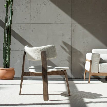 Nora-Lounge-Chair-oak-karakoum-lifestyle-HomeFurniture-ETUGENE