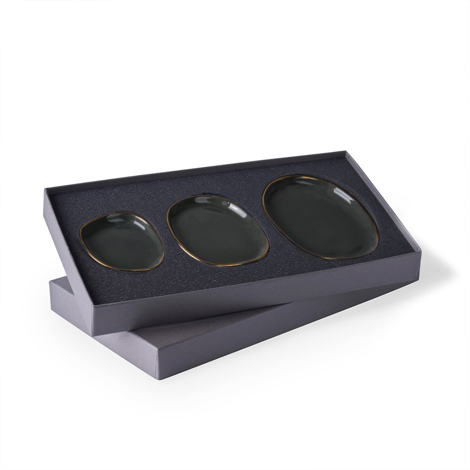 Pebble-Plate-Set-Of-3-Black-Gold-Porcelain-Handmade-ETUGENE