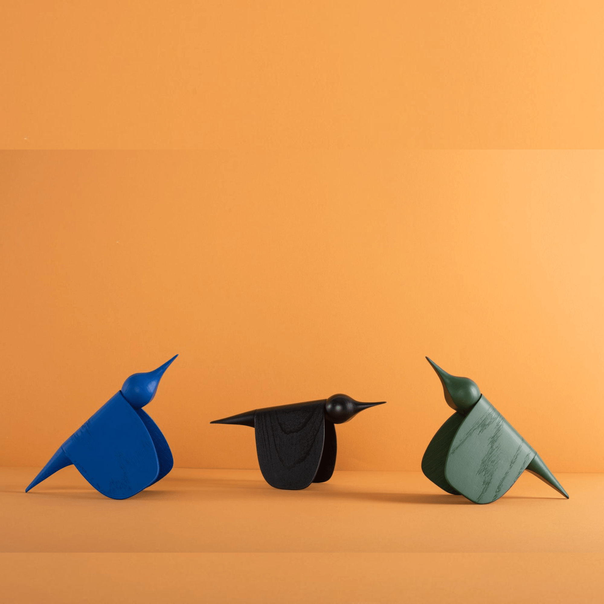 Tika-lacquered-blue-green-black-Accessories-HomeFurniture-ETUGENE