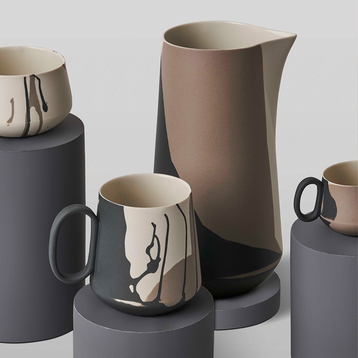 Tube-Mug-Set-Of-2-Colour-Wave-Black-Ivory-Rock-Porcelain-Handmade-Set-ETUGENE